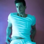 Rick Malambri Instagram - Well, hello... . . . . . 📸 by: @etheviking_ @estudios_official