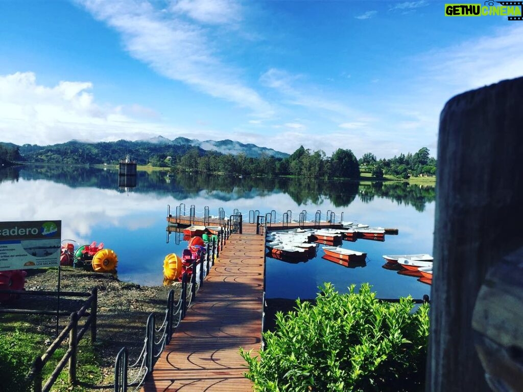 Rick Malambri Instagram - Shot at this beautiful lake/park outside of Medellin City today. Reminded me a bit of home in Florida (minus the mountains ;)). This country always amazes me. #TravelLife #Medellin #Leonisa