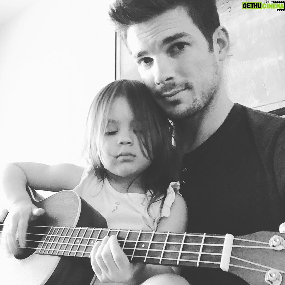 Rick Malambri Instagram - Welp, guess I gotta buy her a Ukulele now. Thanks @brandinphillips 😳 #TheChildProdigy