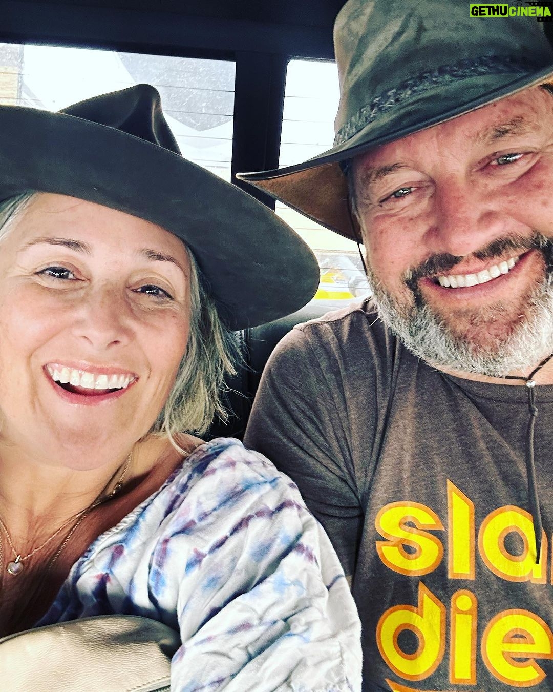 Ricki Lake Instagram - Turns out, my man’s a burner! I didn’t know he would be, but I had a feeling. This 🔥, my 4th was the best one ever. It’s safe to say, we were the most well-rested folks on the Playa. We paced ourselves, got tons of RV time, especially during the storm. Hands down, one of the best weeks of our lives. #thankslarryharvey #burningman2023 #kostumekult ♥️