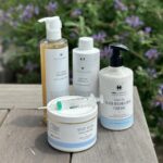Ricki Lake Instagram - You probably already know how grateful I am to have found @harklinikken. Their products and routine have worked so well for me, and what makes committing to the regimen even easier is membership. As a member, you have access to unlimited, complimentary consultations designed to monitor your hair gain progress and keep you on track for results as well as a 15% reduction on purchases. From now until the 30th of November, Hårklinikken is offering new members a lovely gift of three products when they sign up. #Harklinikken #HairGain #grateful