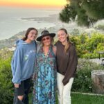 Ricki Lake Instagram - I scored. Full stop. #lovemystepdaughters #lovemyhusband #lovemyrescuedog #lovemylife #lovemyself #gratitude ✨✨✨✨✨✨♥️ Malibu, California