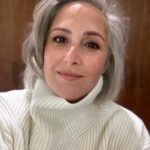 Ricki Lake Instagram - So…. Today was fun. A rare day when I got dressed in real clothes and everything. Thx to the amazing team at @romper. Excited to share more soon. #grateful #thebusinessofbeingborn 15 years later. Home