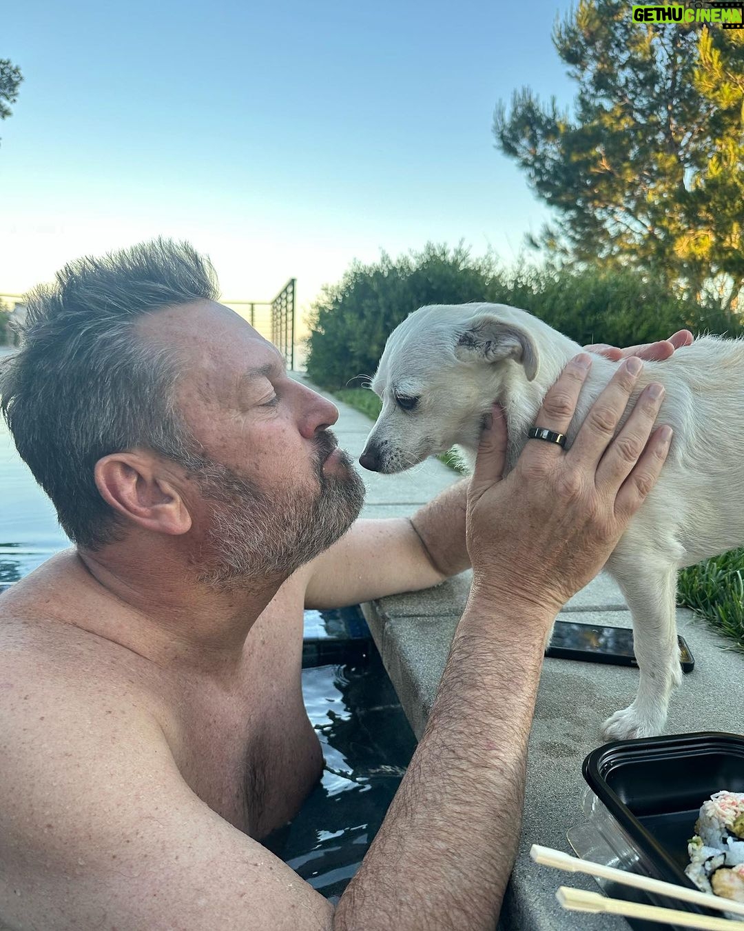 Ricki Lake Instagram - Friday date night. Sushi 🍣 in the jacuzzi w/ my favorite guy and girl. #lucky #blessed #present Home Sweet Home