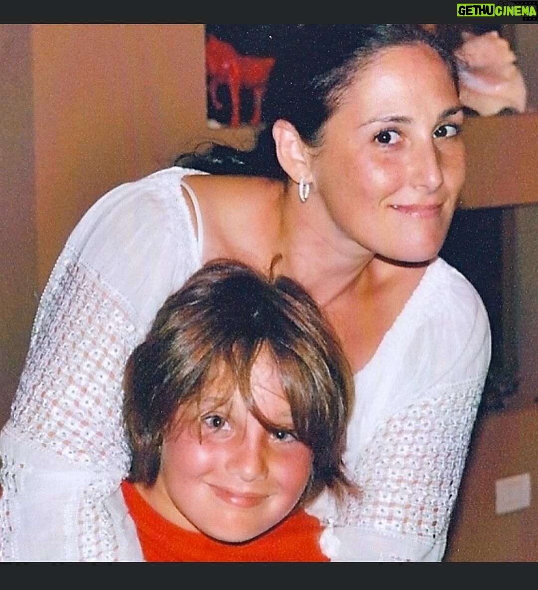 Ricki Lake Instagram - Happy 22nd Birthday Owen! I love you to the moon and back. ♥️