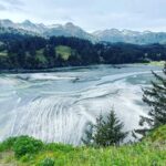 Ricki Lake Instagram - Kodiak Alaska photo dump. 🐳 🦅 🐻 🦭 #bucketlist ✅ Kodiak, Alaska