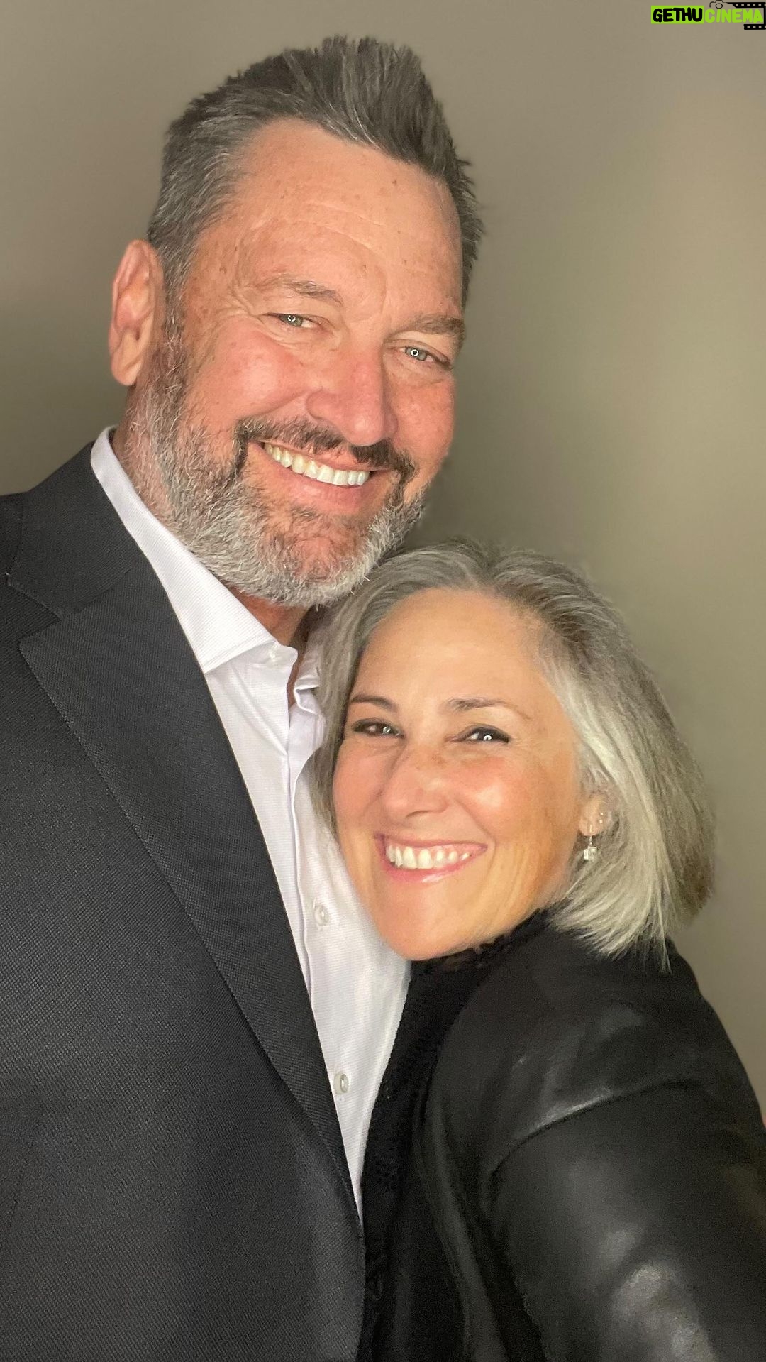 Ricki Lake Instagram - Today is our 2 year wedding anniversary! Yayayayayayay for LOVE! π My dear Ross, each day with you, has been pure joy and bliss. Never a dull moment, and never a cross word. So many epic adventures together this year, from Kodiak, to Cartagena, and #mudburn in between. And so many magical sunsets, hikes, and beach walks together. This chapter of my life with you is hands down my favorite. Happy Anniversary my love! π #love #selflove #happy #play #gratitude #burningman #happynewyear
