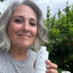 Ricki Lake Instagram - You probably already know how grateful I am to have found @harklinikken. Their products and routine have worked so well for me, and what makes committing to the regimen even easier is membership. As a member, you have access to unlimited, complimentary consultations designed to monitor your hair gain progress and keep you on track for results as well as a 15% reduction on purchases. From now until the 30th of November, Hårklinikken is offering new members a lovely gift of three products when they sign up. #Harklinikken #HairGain #grateful