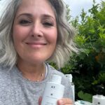 Ricki Lake Instagram - You probably already know how grateful I am to have found @harklinikken. Their products and routine have worked so well for me, and what makes committing to the regimen even easier is membership. As a member, you have access to unlimited, complimentary consultations designed to monitor your hair gain progress and keep you on track for results as well as a 15% reduction on purchases. From now until the 30th of November, Hårklinikken is offering new members a lovely gift of three products when they sign up. #Harklinikken #HairGain #grateful