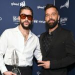 Ricky Martin Instagram – Anoche demostramos nuestro amor y aprecio por Benito Antonio Martínez Ocasio, el orgullo de Puerto Rico, también conocido como Bad Bunny.
 Estoy asombrado de él como artista y como aliado de la comunidad LGBTQ.
 Cuando salí del clóset en 2010, pensé que podría acabar con mi carrera.
 Pero valió la pena el riesgo, porque tenía que vivir en calma y pleno.

  Pero en este momento, una generación de personas queer latinas le está diciendo al mundo: así somos y estamos aquí para quedarnos.  Y Bad Bunny está aquí para amplificar sus voces.

 El artista con más reproducciones en la historia defiende enérgicamente a las mujeres trans y a toda la comunidad, y les dice a todos los fanáticos que dejen que las personas LGBTQ bailen, canten, amen y vivan sus vidas de manera auténtica.  Un mensaje que no podría ser más importante en este momento.

 El Premio Vanguard de GLAAD se presenta a los aliados que han marcado una diferencia significativa en la promoción de la aceptación de las personas LGBTQ y nuestros problemas.

 Y anoche se lo dimos al único e inigualable @badbunnypr

.
Last night we showed our love and appreciation for Benito Antonio Martinez Ocasio, the pride of Puerto Rico, also known as Bad Bunny. 
I am in awe of him as an artist, and as an ally to the LGBTQ community.
When I came out in 2010, I thought it could end my career.
But it was worth the risk, because I had to live as my true self.

 But right now a generation of Latin queer people are telling the world: This is who we are and we are here to stay. And Bad Bunny is here to amplify their voices.

The most streamed artist in history is loudly standing up for trans women and the entire community, and telling every fan to let LGBTQ people dance, sing, love and live our lives authentically. A message that could not be more important right now.

GLAAD’s Vanguard Award is presented to allies who have made a significant difference in promoting acceptance of LGBTQ people and our issues.

And last night we gave it to the one and only @badbunnypr 
.
And to everyone at @GLAAD, I will forever be grateful for everything you’ve done for me and my family