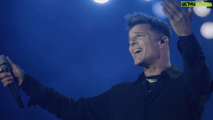 Ricky Martin Instagram - Y esta noche viene más #Chile #viñadelmar #LaQuintaVergara Viña del mar, Chile