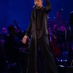 Ricky Martin Instagram - Que viaje el de esta noche. Gracias Buenos Aires. No dejan de sorprenderme. #sinfonico . 📷: @leandrovco