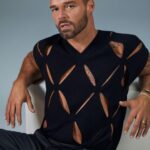 Ricky Martin Instagram - #Play . LINK IN BIO . Repost from @dvlstylist • @ricky_martin Photo: @emmanuelsmonsalve Creative direction @mapismardesign Team: @rondenepr @pakkonogitown @jlvn1161 Hair: @thecooljoey Makeup: @hanicbeauty Stylist: @dvlstylist Photo shot production supervisor: @mahyaverayofficial