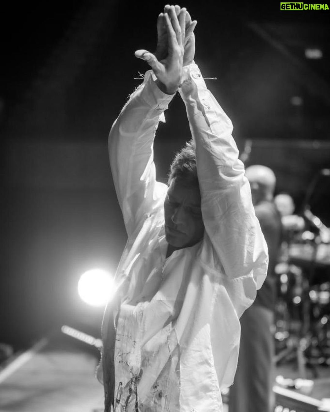 Ricky Martin Instagram - #Rehearsal . 📷: @leandrovco Buenos Aires, Argentina