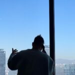 Ricky Martin Instagram – Cada foto es una llamada de trabajo diferente. Me encanta lo que hago.
#OtraNocheEnLA es #1 en México. Gracias por el amor mi gente. Gracias @sonymusicmexico por su apoyo.
Listos para la gira que empieza el 8 de marzo en el Foro Sol de la #CDMX. ¡Nos vemos pronto!
📷: @rondenepr Mexico City, Mexico