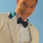 Ricky Martin Instagram – Ricky Martin is Robert, a man of many talents, a keeper of many secrets, and the mixologist behind the meanest Grasshopper in Palm Beach.

Palm Royale premieres March 20 on Apple TV+