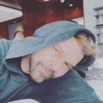 Ricky Martin Instagram – Este año estoy enamorándome de este que está aquí 👆 ¡Feliz día de San Valentín, mi Kiki! 

This Valentine’s Day, I’m crushing on this guy right here 👆 it’s all about. So, Happy Valentines Kiki! 

#BeYourOwnValentines Denver, Colorado