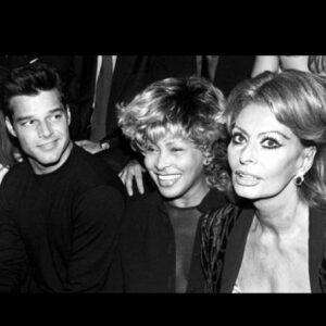 Ricky Martin Instagram - Rest In peace, Tina 🙏
.
Tina, vuela alto en amor 🕊️