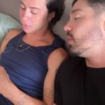 Rico Melquiades Instagram - Eu apoiando minha amiga no primeiro dia de trabalho dela. 🤣😂😅