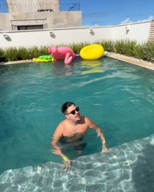 Rico Melquiades Instagram - finalizando 2022 com a mesma amizade de 2017 🥳🥳🥳🥳🎉🎉🎉