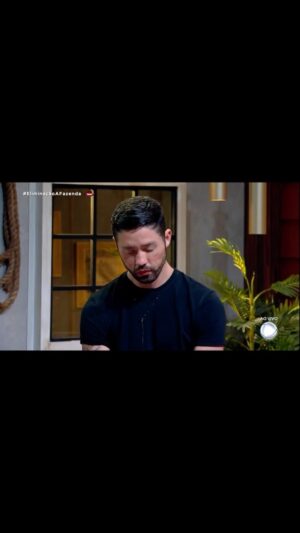 Rico Melquiades Instagram - Existem momentos que marcam a nossa vida e nunca mais esqueceremos. Para mim, um desses momentos foi quando retornei da primeira Roça da #AFazenda13. Aqui eu soube que, de alguma forma, eu estava no caminho certo e o público estava vendo a verdade por trás do Rico das redes sociais. Só de lembrar, fico todo arrepiado. Sou muito agradecido a Deus e a vocês por terem me dado oportunidade de continuar no jogo e fazer minha trajetória lá mostrando quem eu sou. 🔥