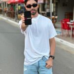 Rico Melquiades Instagram - Se tem uma coisa que eu não abro mão é de ganhar dinh3iro. Entre na @jogueblaze Deposite, e ganhe bônus de até R$ 1000 e 40 rodadas grátis nos jogOs originais da Blaze!