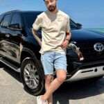 Rico Melquiades Instagram - Cara nova , e agora de CARRO novo tbm !!! 😎 - Nos stories tem mais detalhes do meu carro novo ❤️ @autofortetoyota Maceió, Brazil