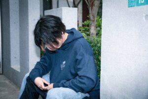 Rinne Instagram - 【お知らせ】

「色々あって初ツアーがZeppになっちゃったツアー」

の先行受付が開始されております！🙏

グッズはONLINE STOREから購入できます！

▽チケット先行受付
http://eplus.jp/rinne/

▽ROOFTOP ONLINE STORE
rooftoponlinestore.com/shopbrand/ct46/