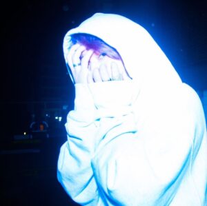 Rinne Instagram - @kanader1 

めちゃくちゃカッコよく撮ってもらって🤟