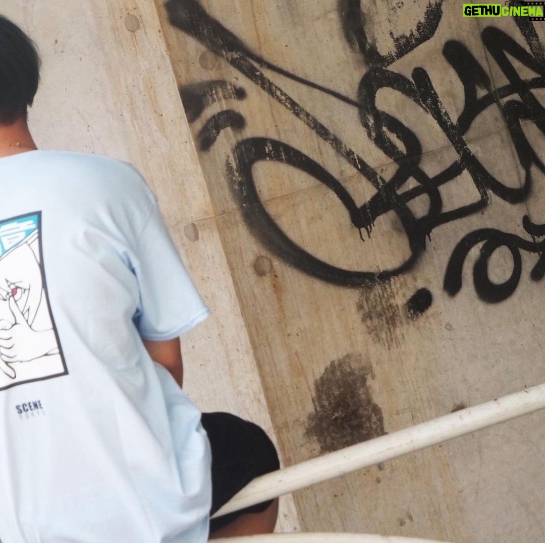 Rinne - 7.6K Likes - 【❤️scenetokyo❤️】
Rin音×scene tokyo
@scene_tokyo2020
9/4(金)20:00より販売のコラボ商品詳細が決定しております🙌
よかったらチェックしてみてね🤟