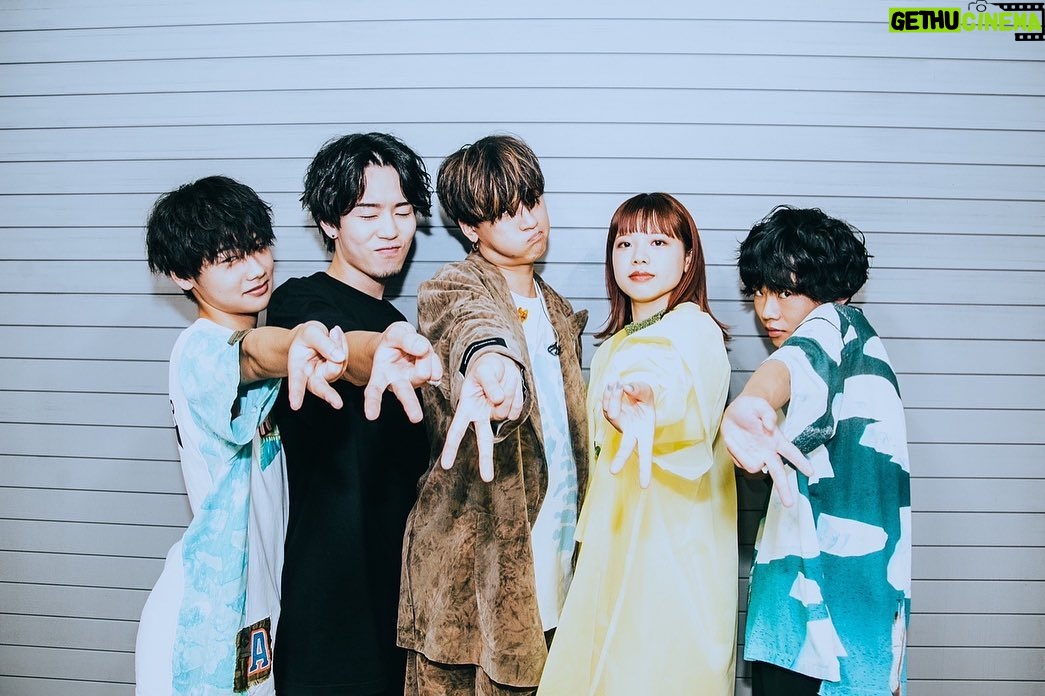 Rinne - 2.8K Likes - photo by @nekoze_photo
Zepp Haneda
いうまでもなく楽しかった。
さとうもかちゃんのライブも最高だったし、友達たくさんきたし😊
ツアーって楽しいなぁ。
次はいつ集まれるだろうか…
また会おうなぁ
