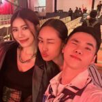 Ring Liao Instagram - Daniel Wong 10年了🎉 伴著我的青春一起長大～ 最後謝幕看到Daniel感動的表情，我眼眶也跟著泛淚⋯ 10年是多麽不容易的數字！ 這次還攜手聯名 @disney 100週年 秀上的每一套衣服都想包下來穿去迪士尼拍照！根本超時尚！ Congrats!!! For the next decade🤍 #探索號 #ExplorerExpress #DanielWong2023FW #探索內心的狂野 #狂野而不止於狂野 #十週年生日快樂 台北漢來大飯店 GRAND HILAI TAIPEI