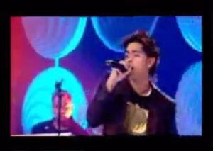 Rishi Rich Instagram - Footage of @jaysean and myself performing Stolen on Top Of The Pops which entered the National Charts at No 5 !  @top_of_the_pops_offical  #meribanja