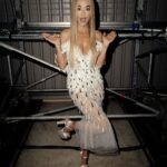 Rita Ora Instagram – Who saw that one coming cos I didn’t!! 🎭🤯 Which one was your favourite performance tonight?? @maskedsingeruk