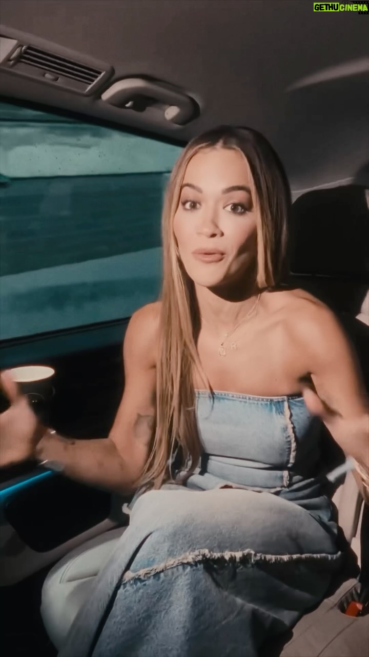 Rita Ora Instagram - Dublin you’re so much FUN!! I’ve met so many lovely people whilst visiting Primark HQ, performing and of course Guinness tasting!! Can’t wait to come back 💕🇮🇪 Dublin, Ireland