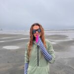 Rita Ora Instagram – Happy Boxing Day from me and some misty beach content, sand dunes and nature hunaaayyy 🥹❤️ I hope you all had a great Christmas! Ps. I tried to re-enact the yellow video by Coldplay by realised I needed more rain and a yellow rain coat 😝