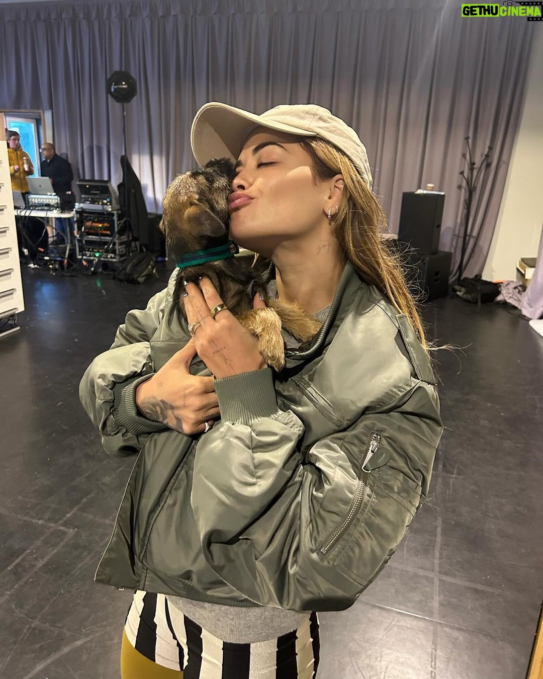 Rita Ora Instagram - Life recently - from travelling to popping in and surprising fans and playing dress up with them to my @esmagazine cover shoot and lots of prep for next year and music and just everything is happening. Can’t wait for 2024 - be prepared for more random posts of stuff! Love ya!