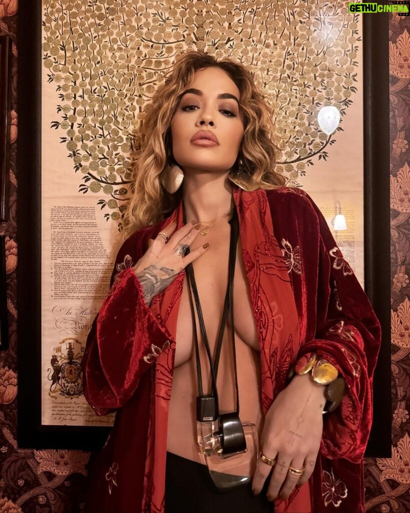 Rita Ora Instagram - Pick your poison ☠️ 🤍 Los Angeles, California
