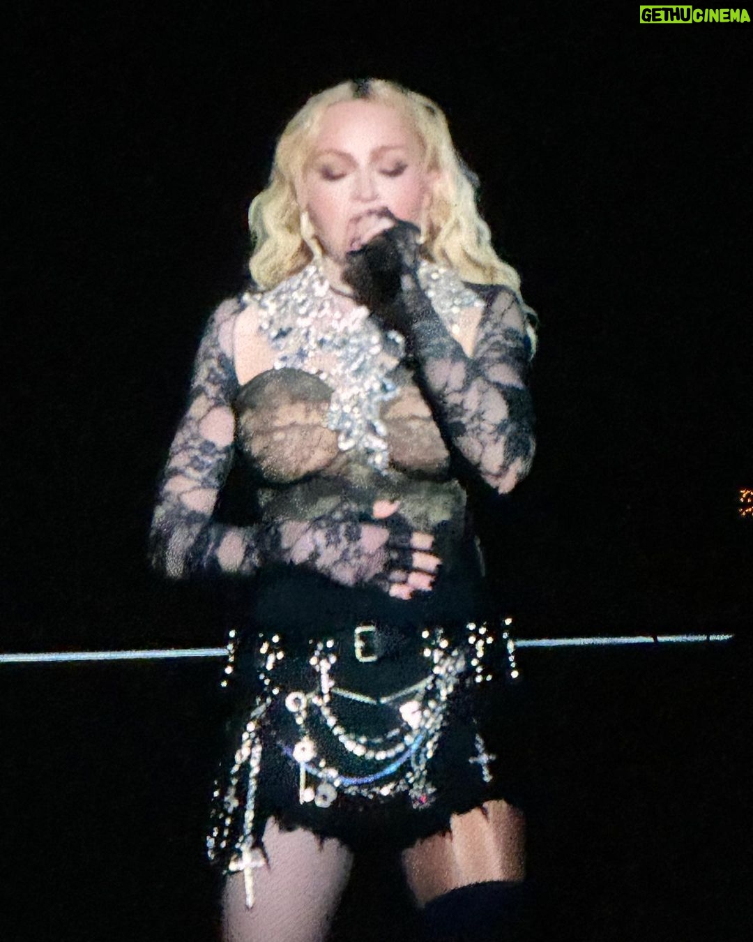 Rita Ora Instagram - Went to see MUVA and I am sweating in places I didn’t know were possible! 🙌🥹🥰❤️🔥🔥🔥🌪️🌪️🌪️ The O2