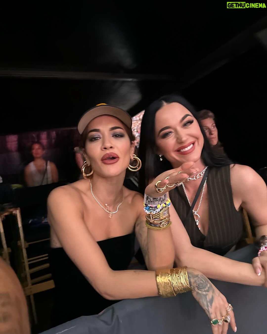 Rita Ora Instagram - It’s fair to say Sydney 🇦🇺 always delivers - Or shall we say our TayTay @taylorswift always delivers! thank you for having us! Seeing my KP @katyperry made my heart 🥹 to many queens to count! Sydney, Australia