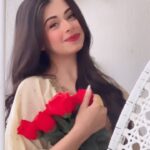 Ritika Badiani Instagram - Pehli Baar ♥️🌹 #RitsBadiani #RitikaBadiani #Trending #Reels