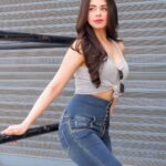 Ritika Badiani Instagram - 🩶