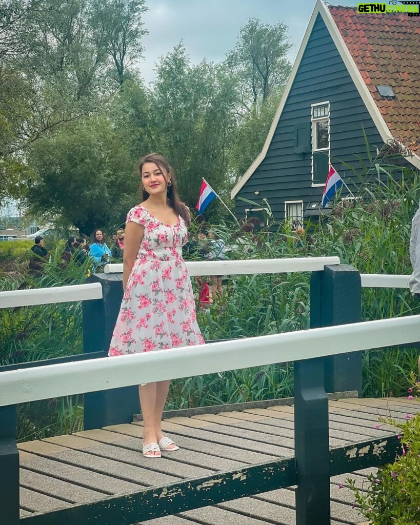 Riyasha Dahal Instagram - My self-worth is not determined by external opinions. #netherlands 🇳🇱 Zaanse Schans, Amsterdam , Netherlands