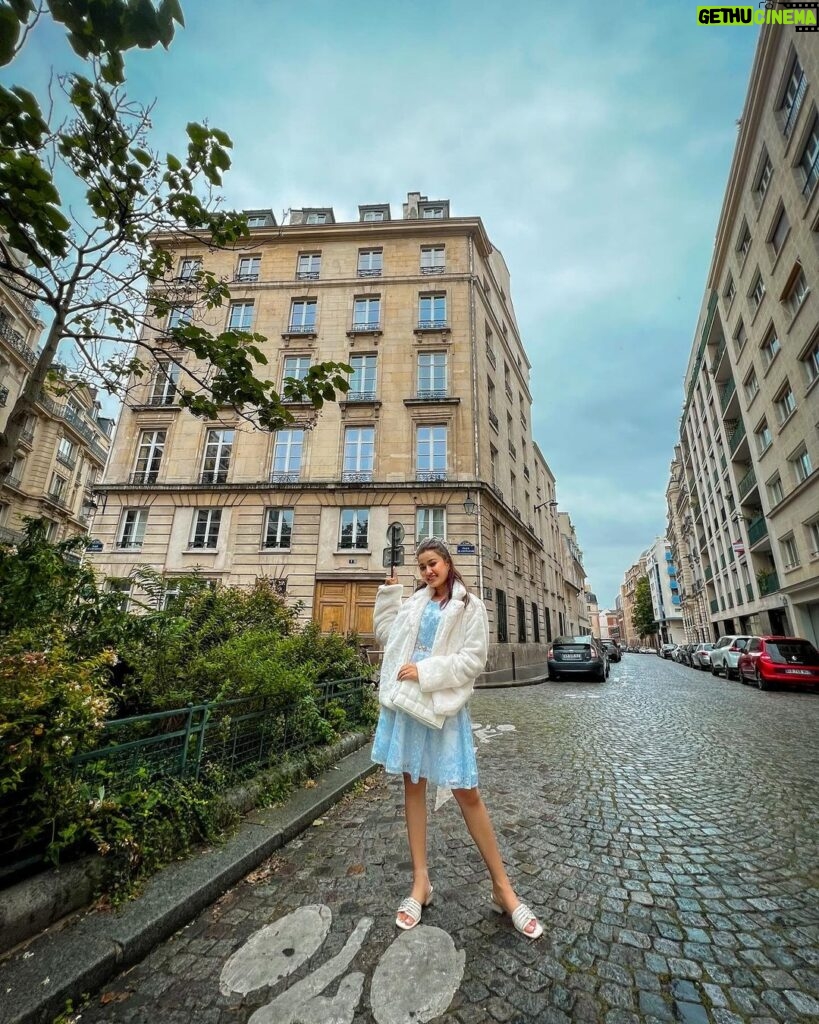 Riyasha Dahal Instagram - Riyasha in Paris 😜 infront of Emily’s Apartment. 🤣 #emilyinparis Place de l'Estrapade