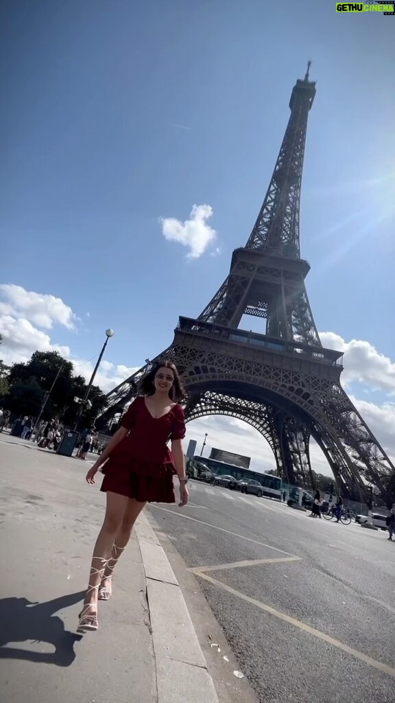 Riyasha Dahal Instagram - Though you may leave Paris, Paris never really leaves you. Eiffel Tower