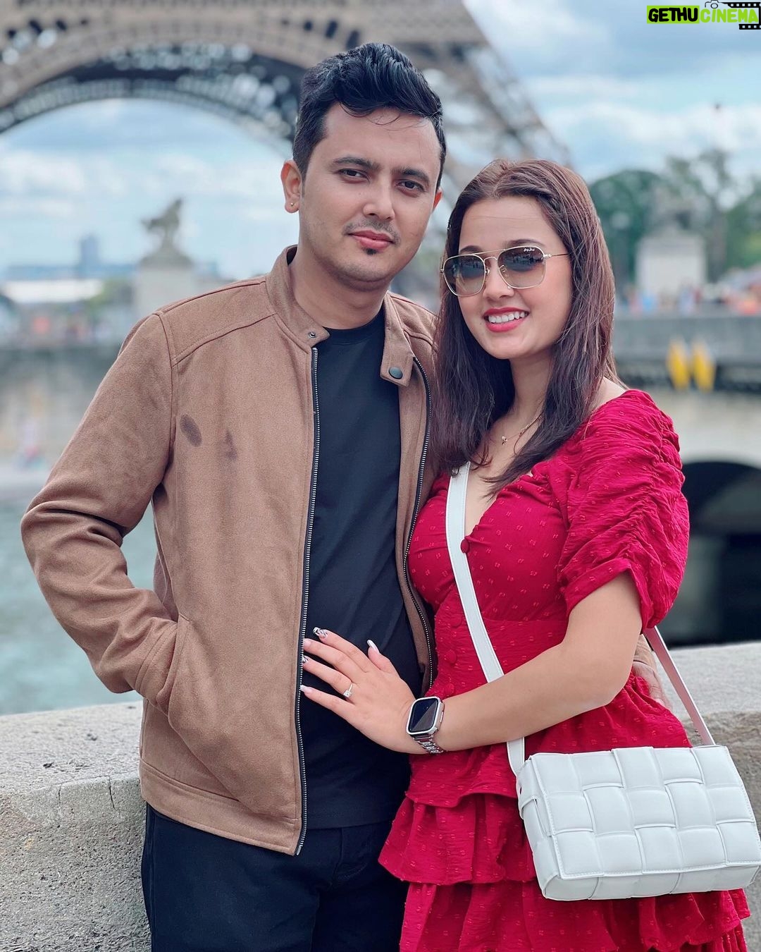 Riyasha Dahal - 31.5K Likes - It’s always better when we’re together. 🧿 @mystic_victor