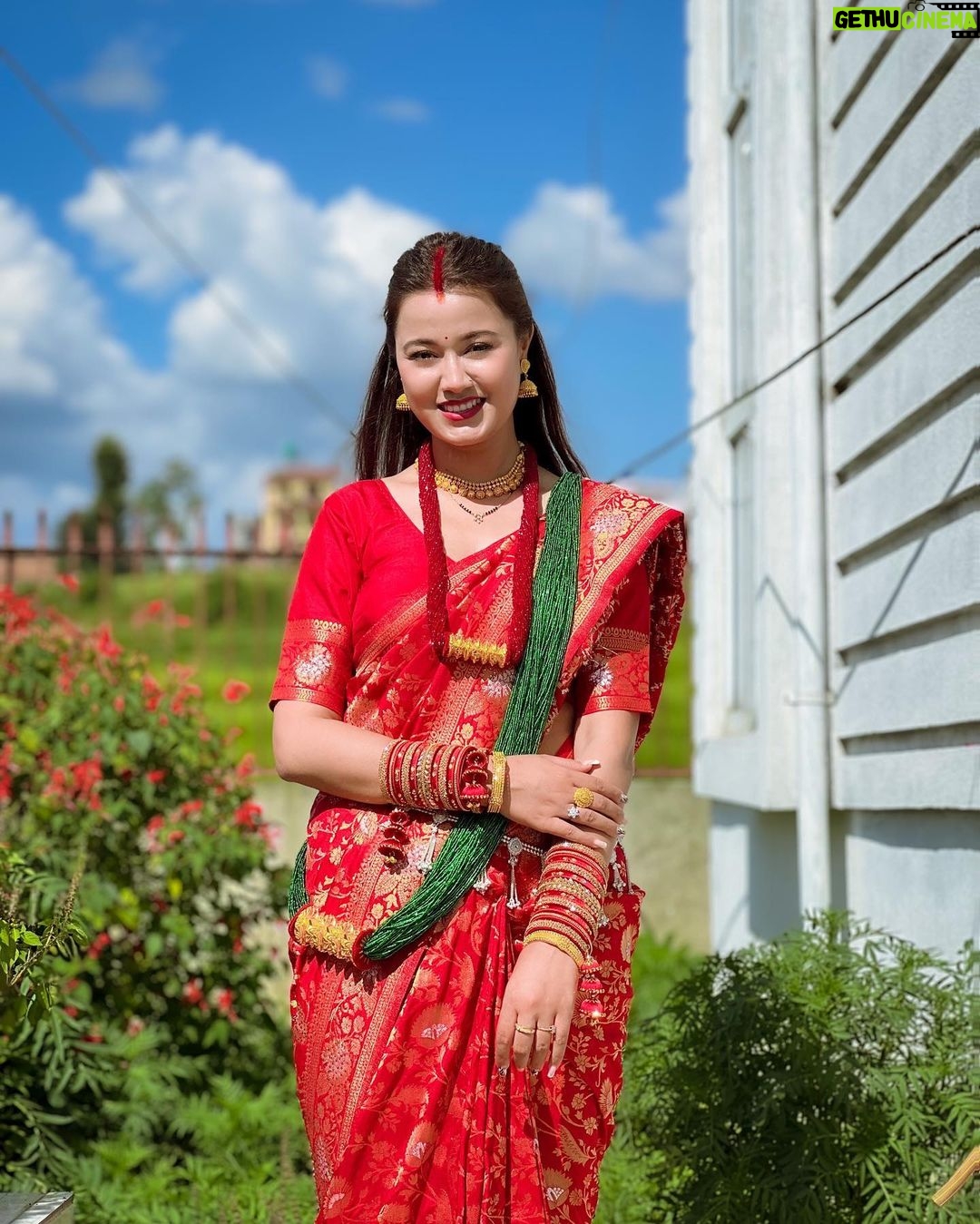 Riyasha Dahal - 52.9K Likes - “सोम्बार, तृतीय तिथि, तिज, संक्राती, विस्वकर्मा पुजा” एकदमै शुभ दिनमा यसपाली तिज परेकोमा व्रत बस्नु हुने, नहुने सबैको कल्याण होस्। 🙏🏻 शुभ-तिज ♥️ 🧿#teej2080