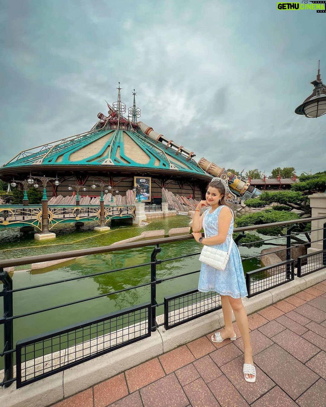 Riyasha Dahal - 22K Likes - You're never too old to wish upon a star.