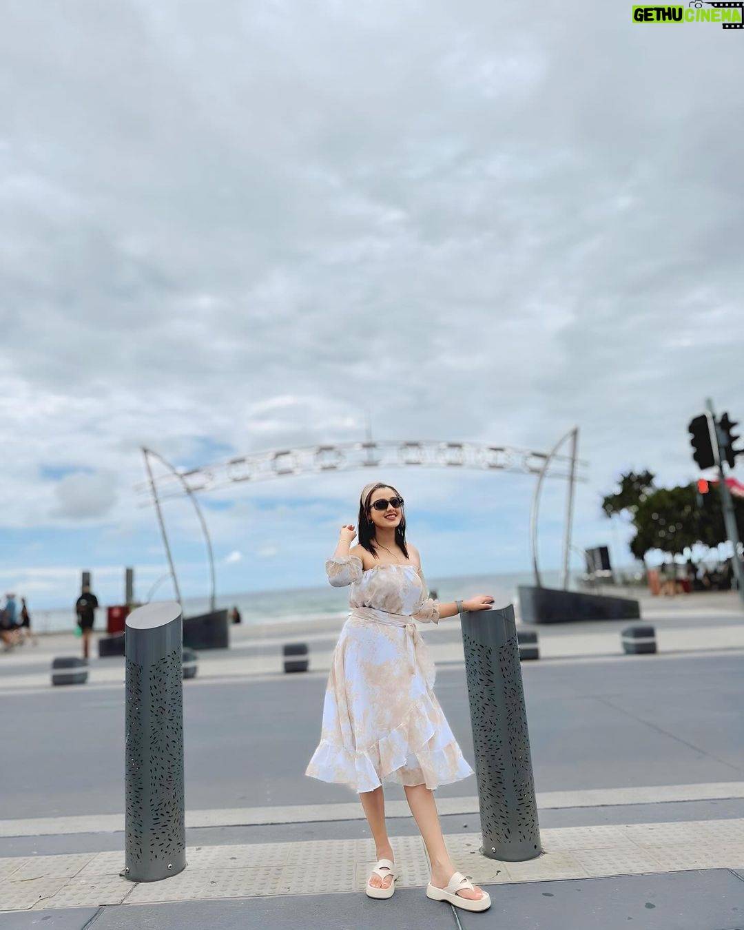 Riyasha Dahal Instagram - Happiness is not something ready-made. It comes from your own actions. Surfers Paradise Gold Coast