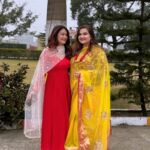 Riyasha Dahal Instagram - ‘Pukule’ को पास्नी 🤌❤️ #friendshipgoals Bhairahawa